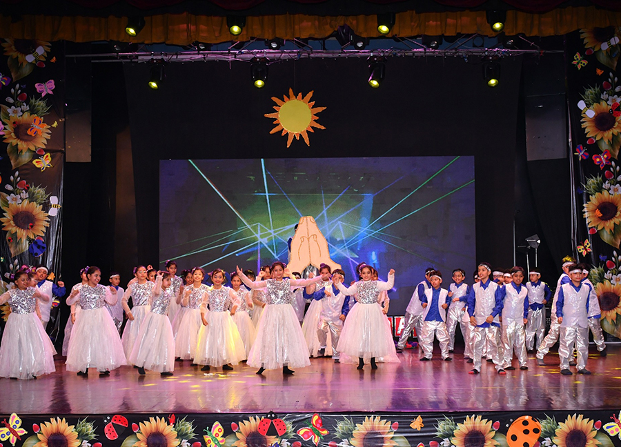 Montessori Graduation Ceremony &amp;amp; Annual Day - Ryan International School Mansarovar, Jaipur