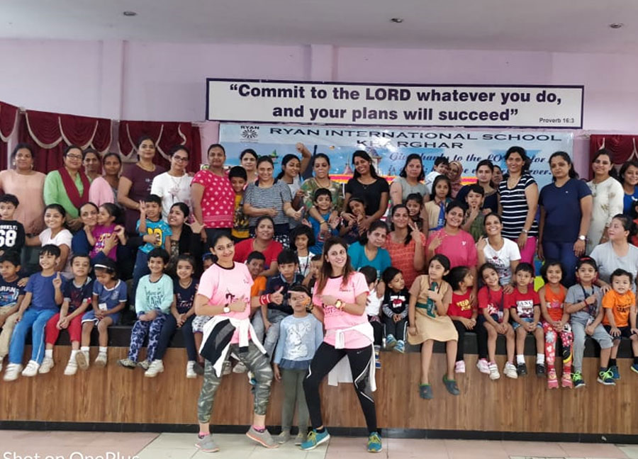 Hum Fit Toh India Fit - Mom and Me Zumba Session -  Ryan International School, Greater Noida
