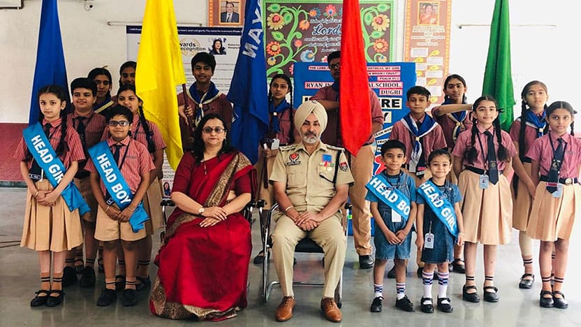 INVESTITURE CEREMONY 2019-20 INVESTITURE CEREMONY 2019-20 - Ryan International School, Dugri