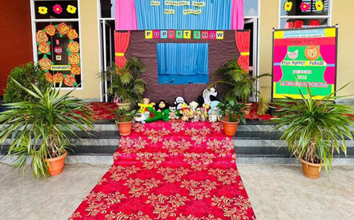 Puppet Show Puppet Show